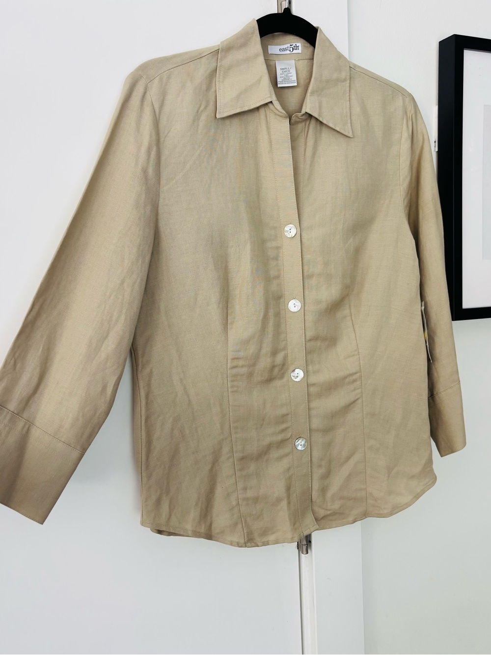NWT East 5th sand/beige Linen Blouse Pearl buttons size small long sleeve top